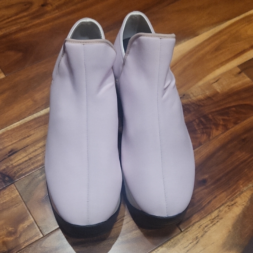 iRi Neoprene Low Top
